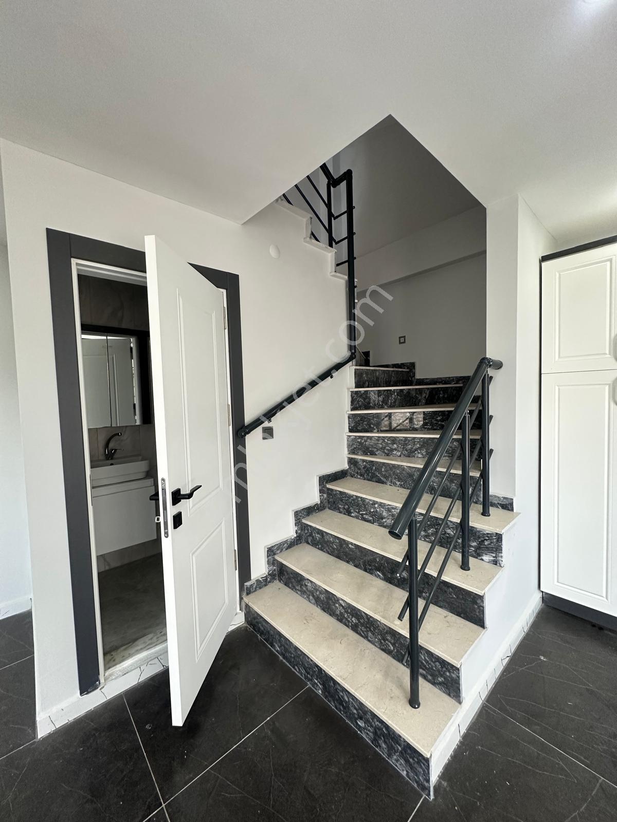 Didim Mavişehirde Sıfır 3+1 Villa - Görsel 18
