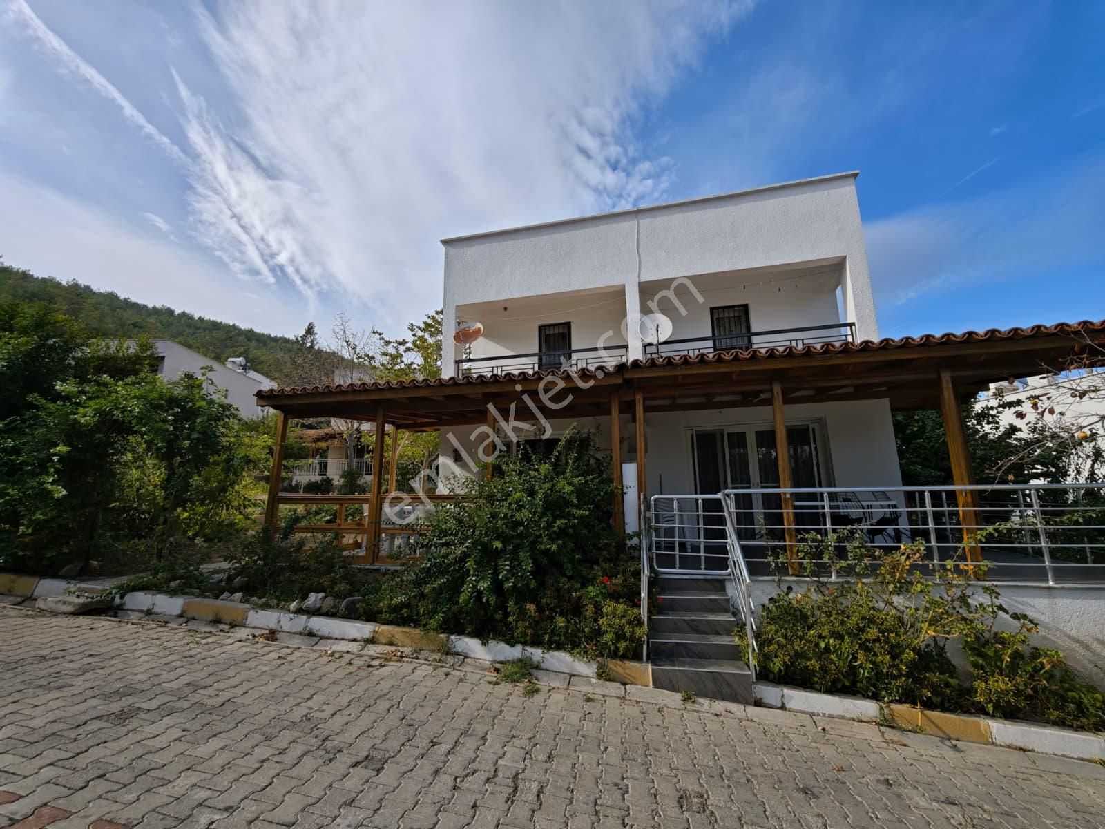 Izmır Menderes'te 2+1 Dublex Satılık Vılla