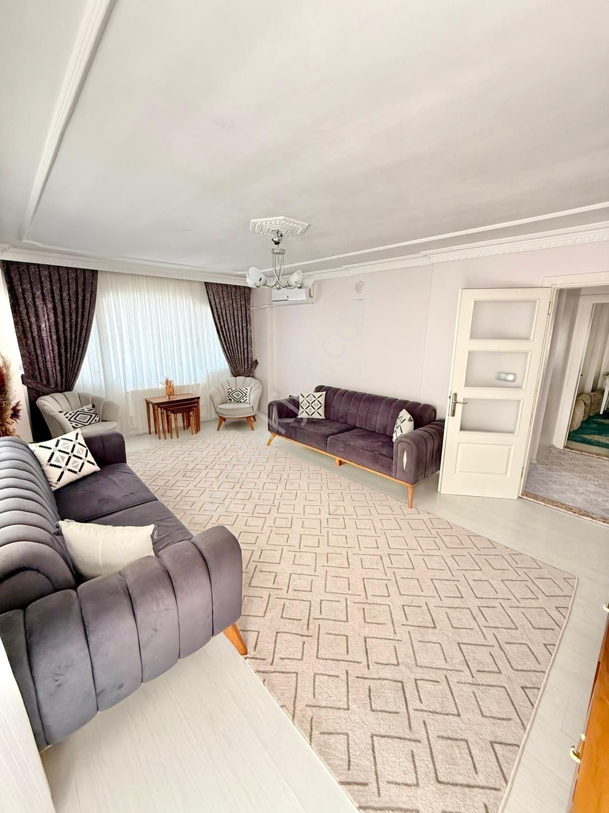 Kuşadası Ege Mahallesinde 3+1 160m2 Asansörlü Sitede - Görsel 18