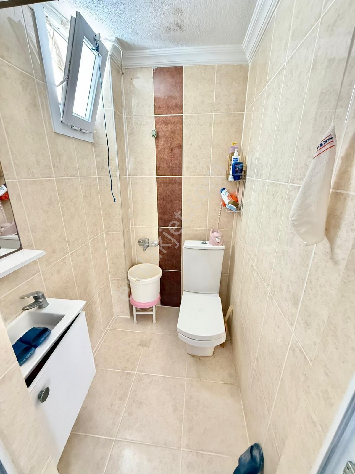 Kuşadası Ege Mahallesinde 3+1 160m2 Asansörlü Sitede - Görsel 8