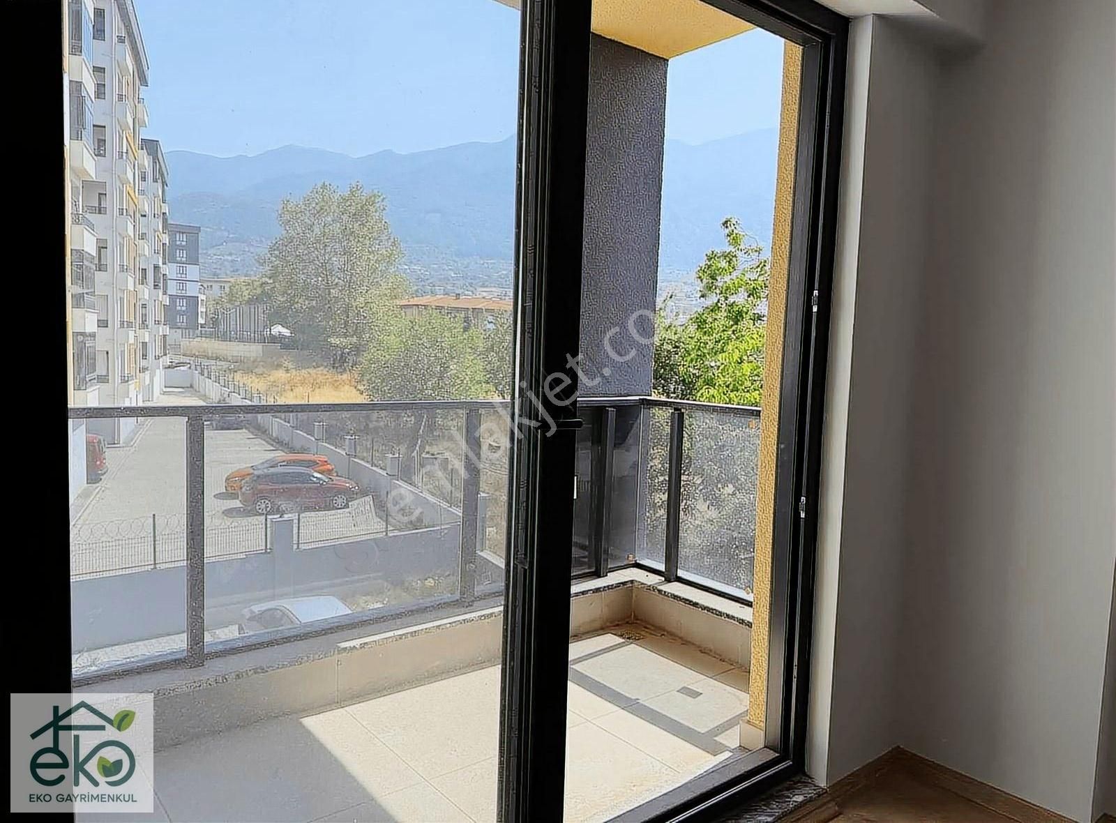 Karapınar'da Uludağ Manzaralı 2+1 Ara Kat Daire - Görsel 3