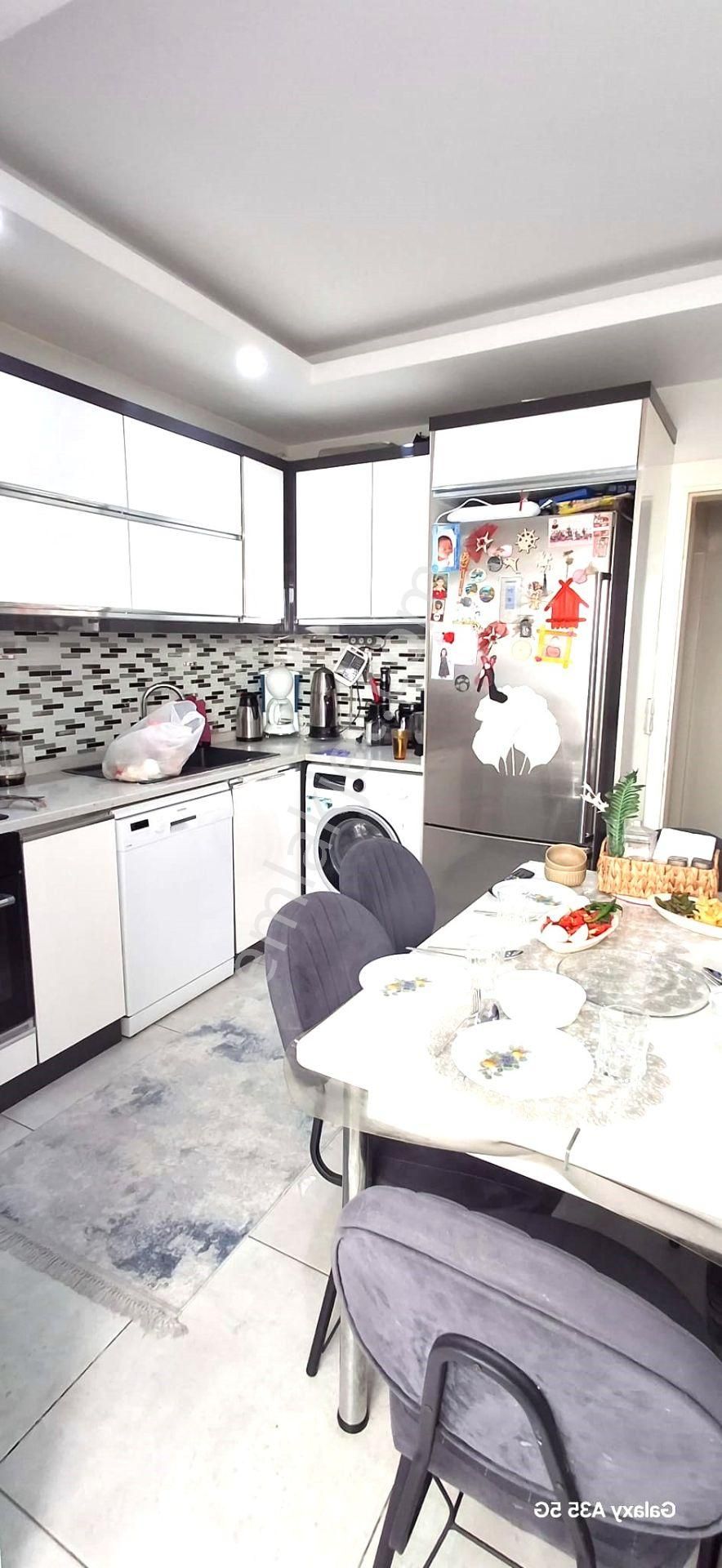 Bereketler Mahallesinde Yüksek Zemin Kat Cam Balkonlu Ebeveyn Banyolu 2+1/95 M2 Daire 4.400.000 Tl - Görsel 3