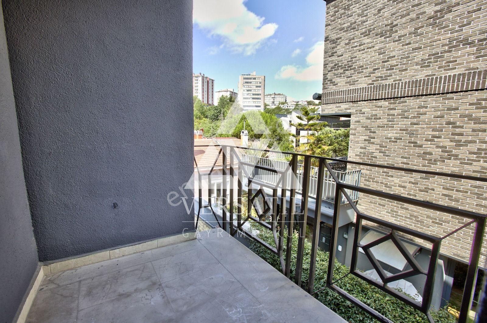 Mediko 2 Sitesinde Manzaralı Kiralık 7+2 Villa - Görsel 19