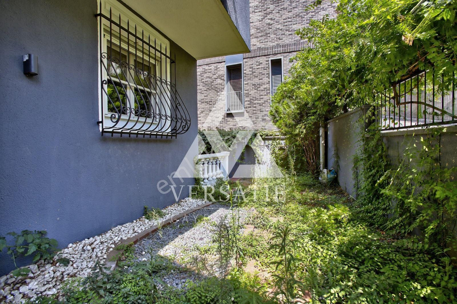 Mediko 2 Sitesinde Manzaralı Kiralık 7+2 Villa - Görsel 3