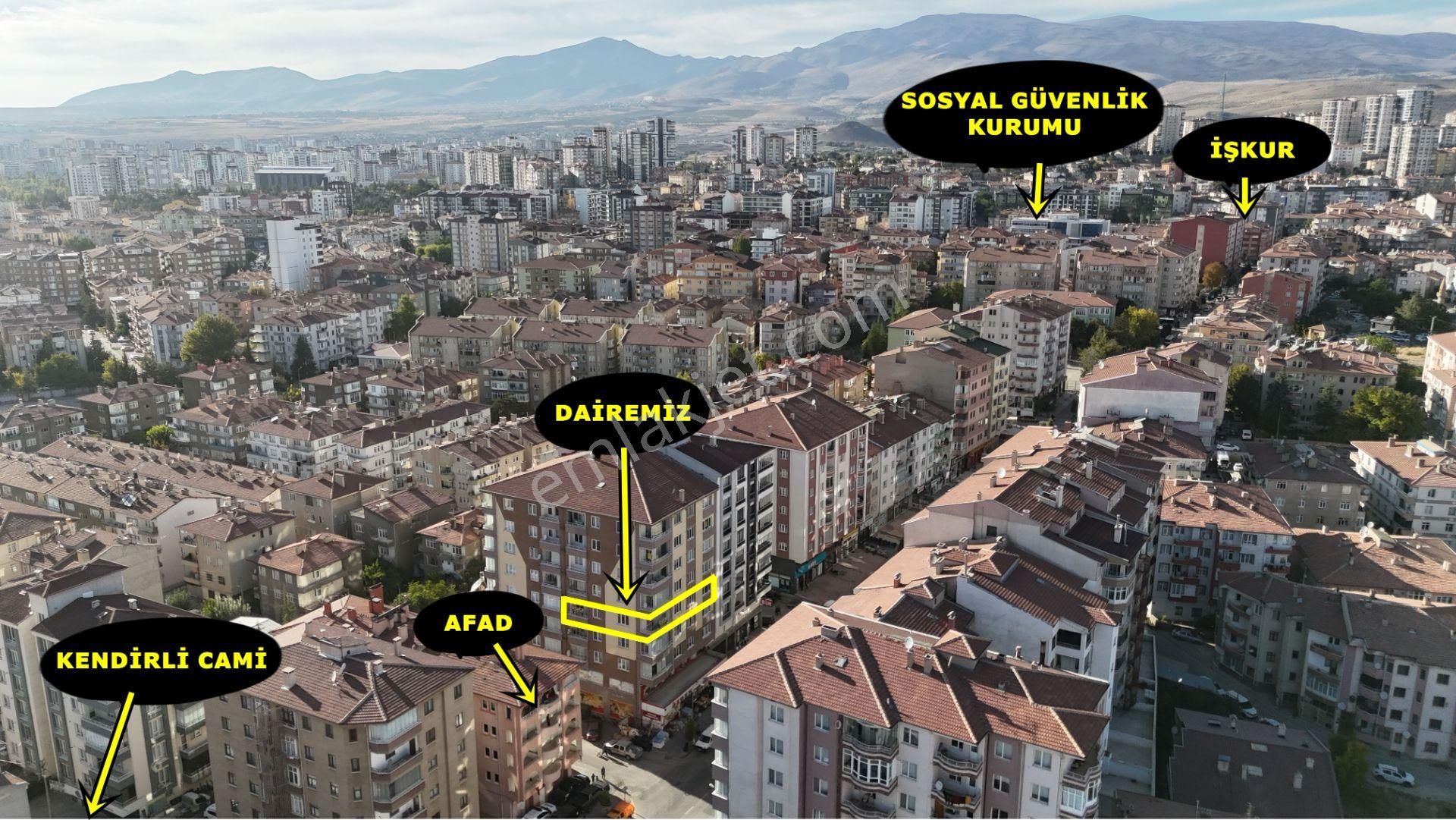 E.gökal Selçuk Çarşı Merkez Mükemmel Konum Geniş ! 4+1 Ara Kat ! - Görsel 2
