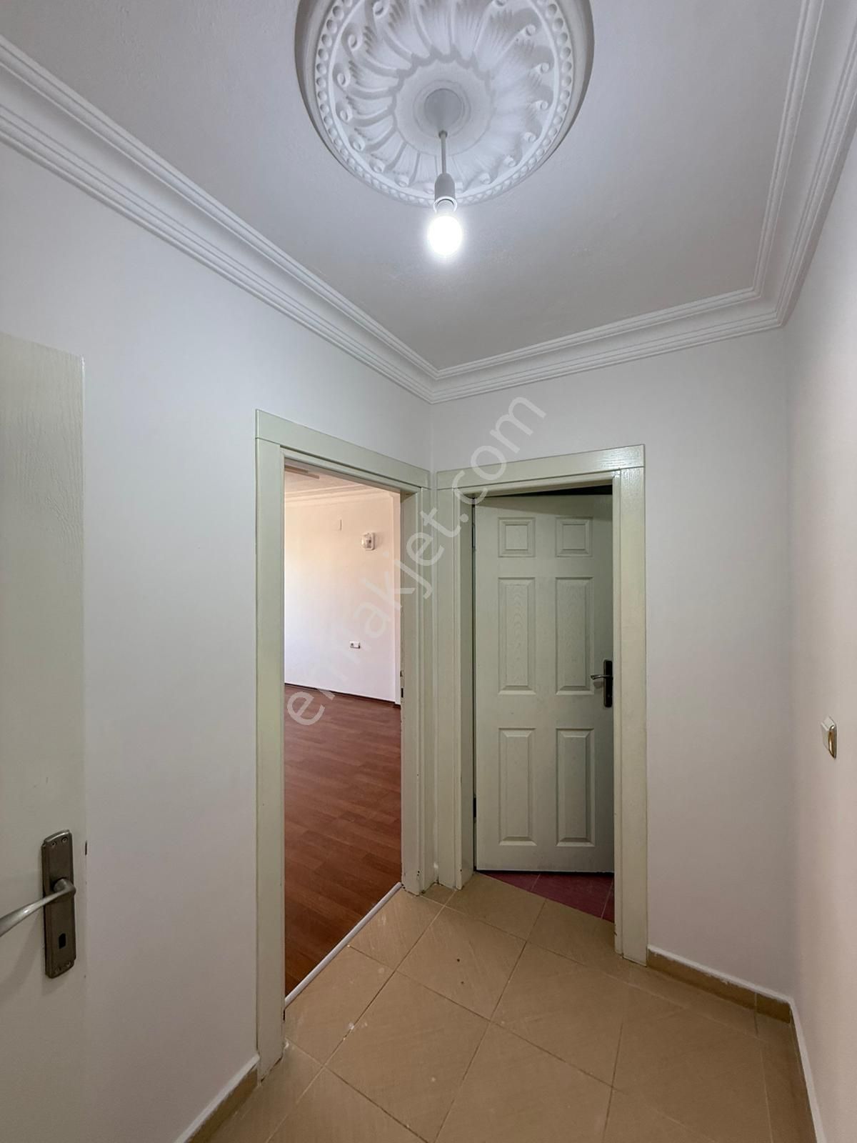 E.gökal Selçuk Çarşı Merkez Mükemmel Konum Geniş ! 4+1 Ara Kat ! - Görsel 20