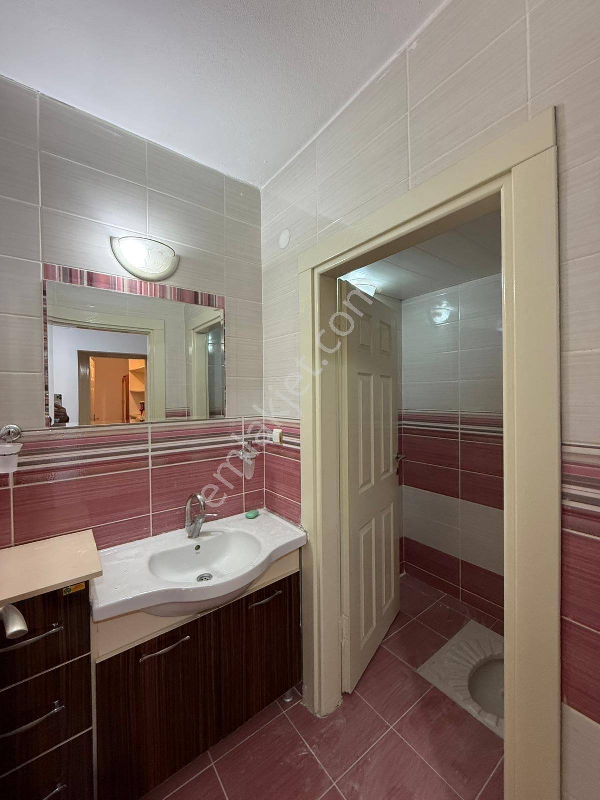 E.gökal Selçuk Çarşı Merkez Mükemmel Konum Geniş ! 4+1 Ara Kat ! - Görsel 29