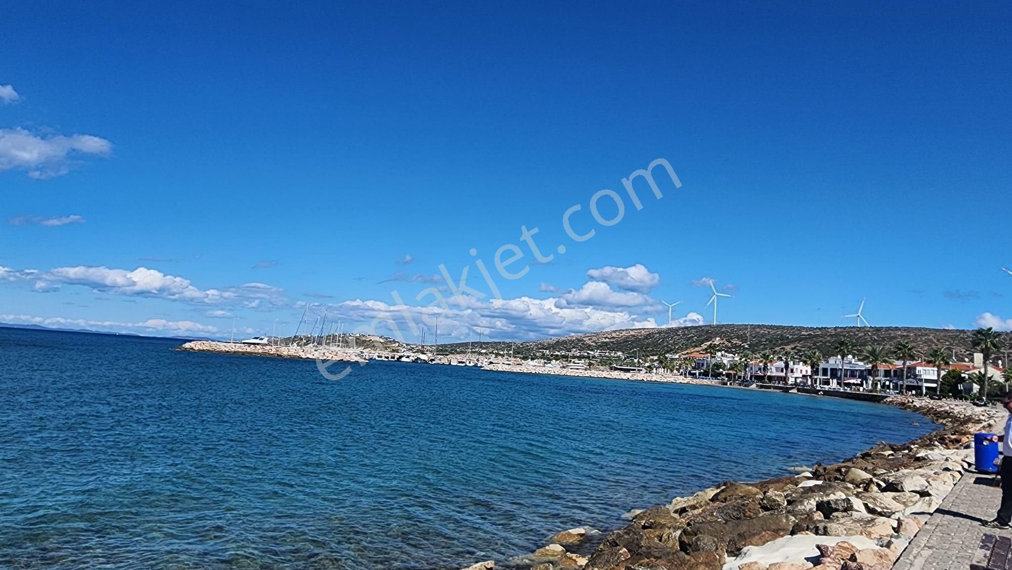 Çeşme Çiftlikköy Sahilin Hemen Yanıbaşında - Görsel 21