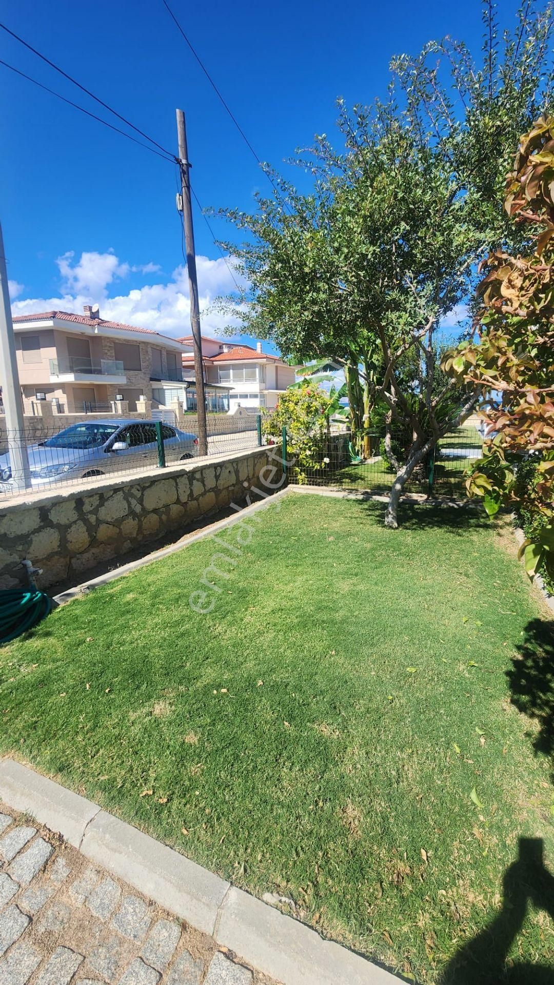 Çeşme Çiftlikköy Sahilin Hemen Yanıbaşında - Görsel 12