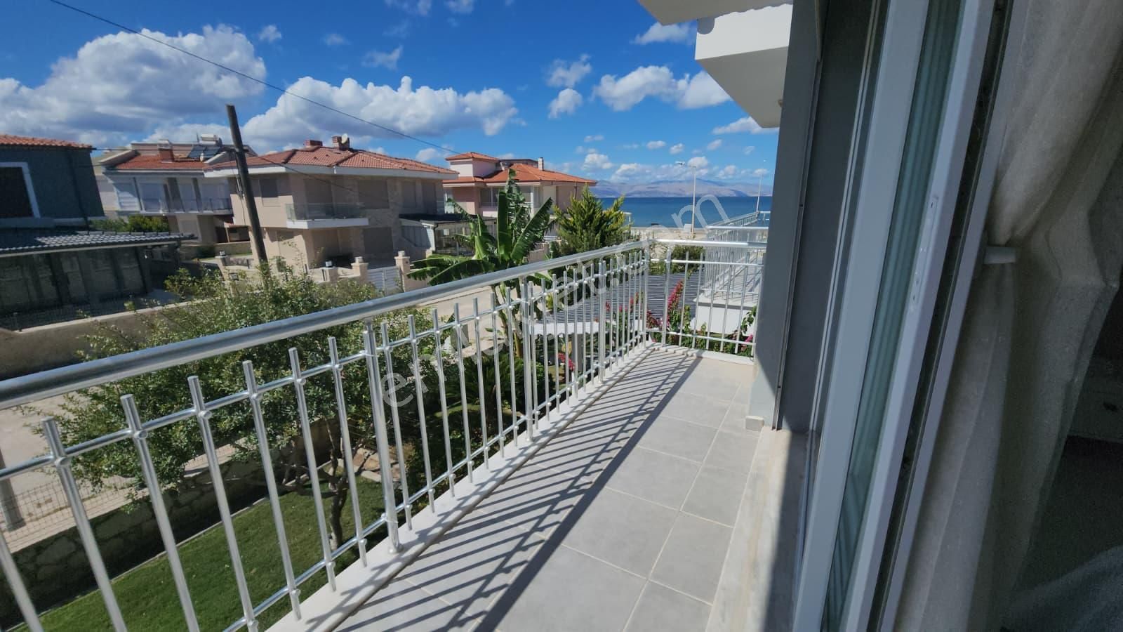 Çeşme Çiftlikköy Sahilin Hemen Yanıbaşında - Görsel 23