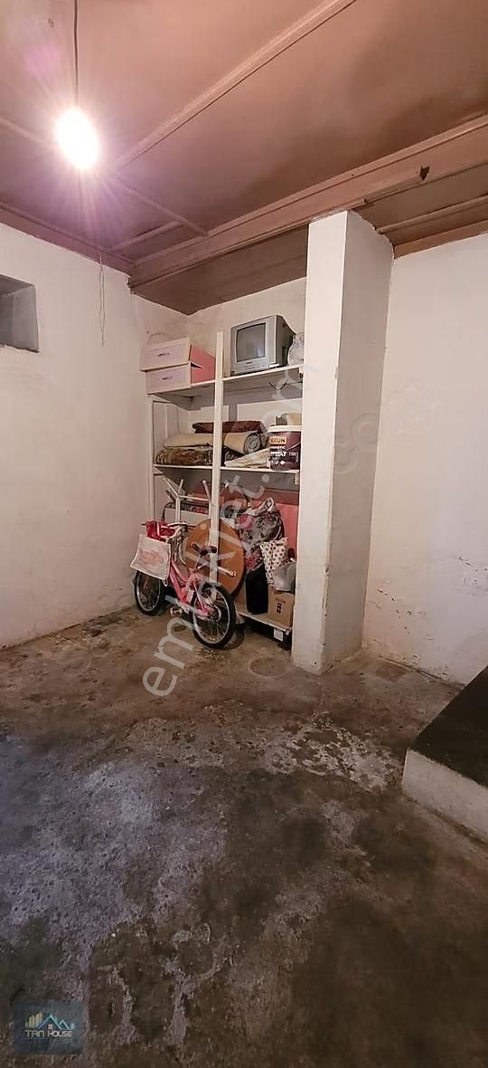 Tan Emlaktan Tarihi Çarşıda Kiralık Müstakil Ev - Görsel 14