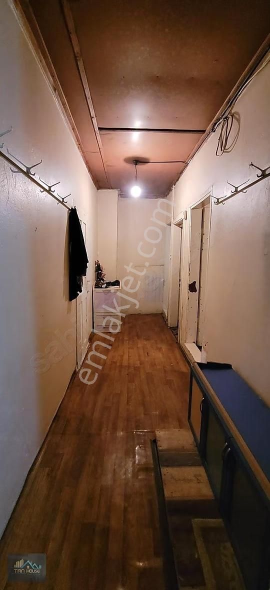 Tan Emlaktan Tarihi Çarşıda Kiralık Müstakil Ev - Görsel 8