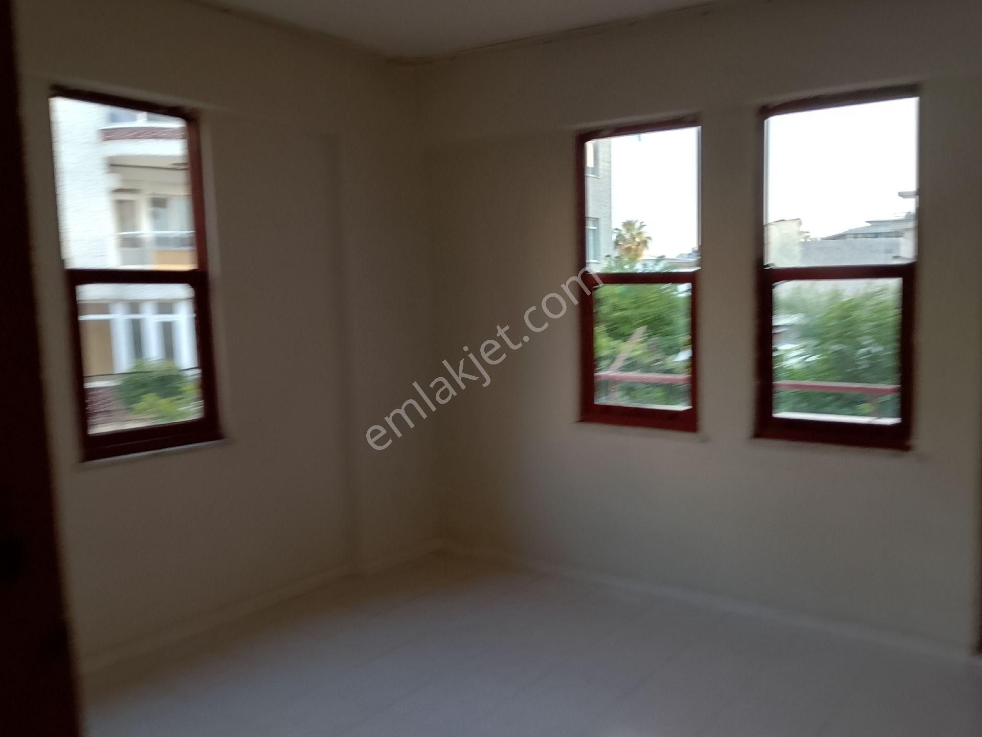 Tosmur Da Satılık Daire Ve Dükkan - Görsel 11