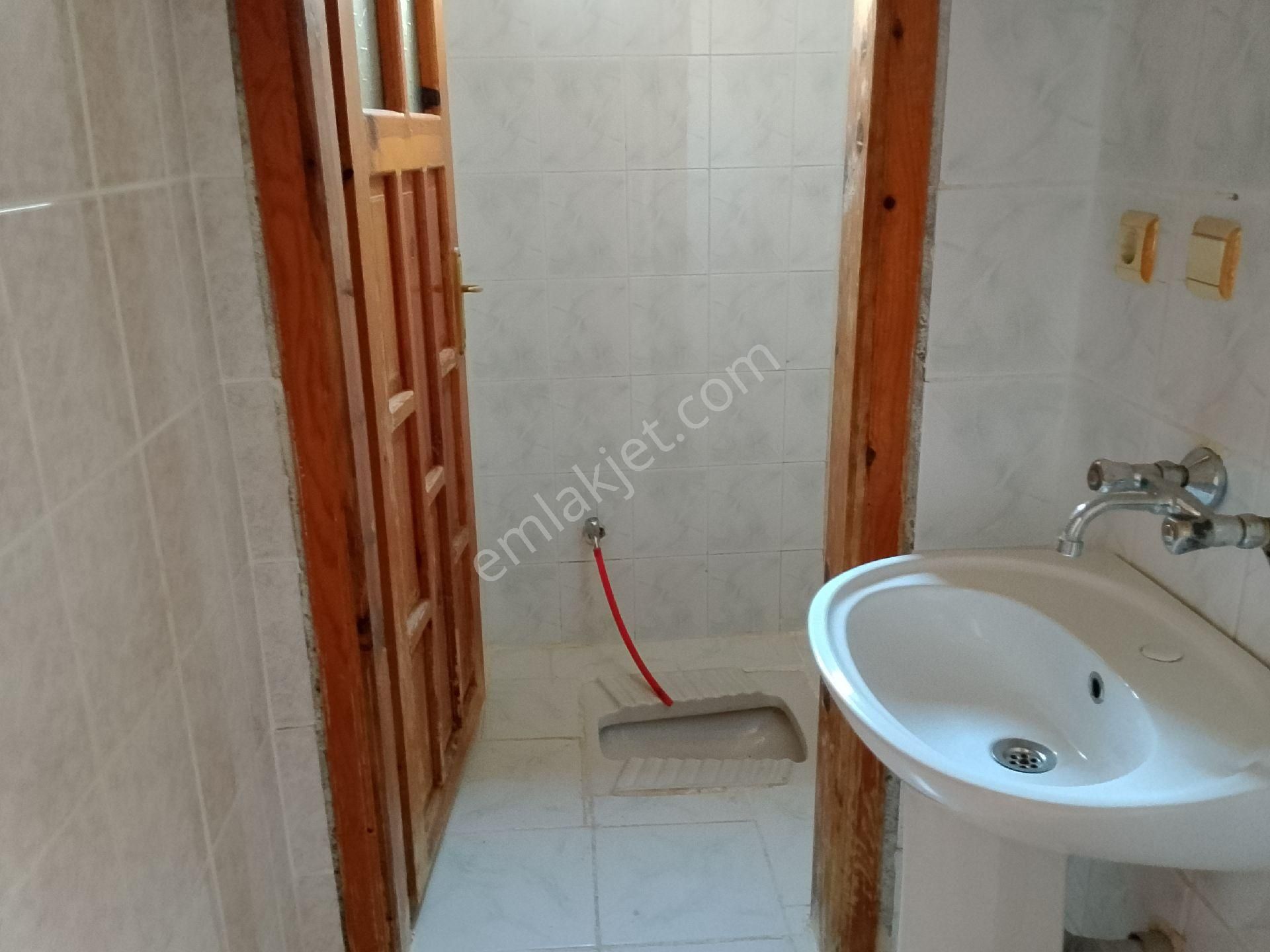 Tosmur Da Satılık Daire Ve Dükkan - Görsel 6