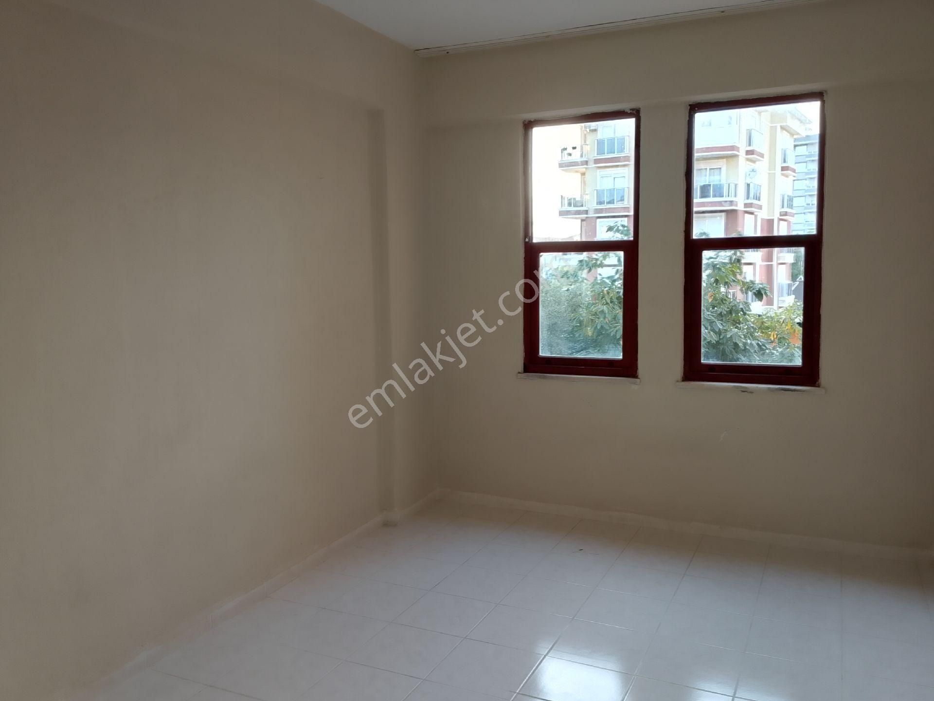 Tosmur Da Satılık Daire Ve Dükkan - Görsel 8