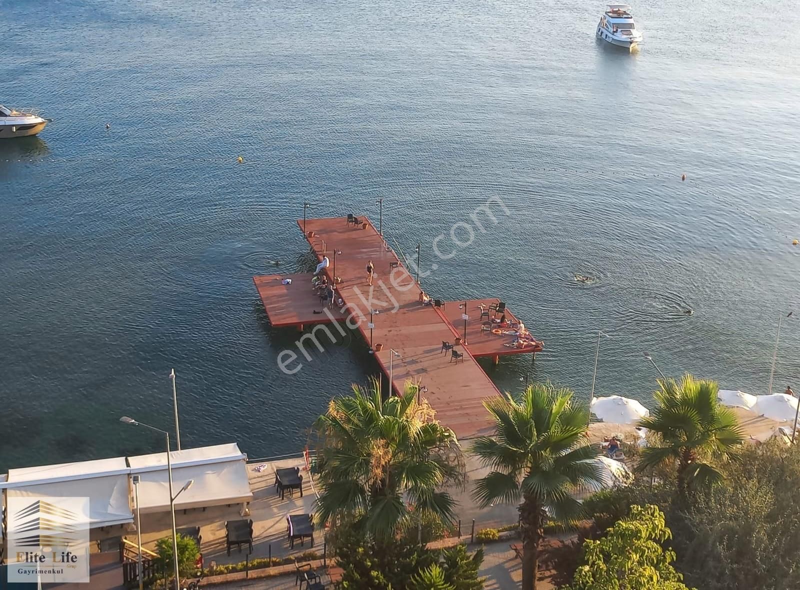 Rose Marıne Sitesinde 150 M2 2+1 Teras Kat Deniz Manzaralı Daire