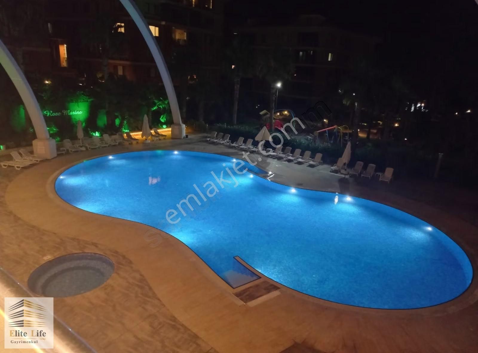 Rose Marıne Sitesinde 150 M2 2+1 Teras Kat Deniz Manzaralı Daire - Görsel 22