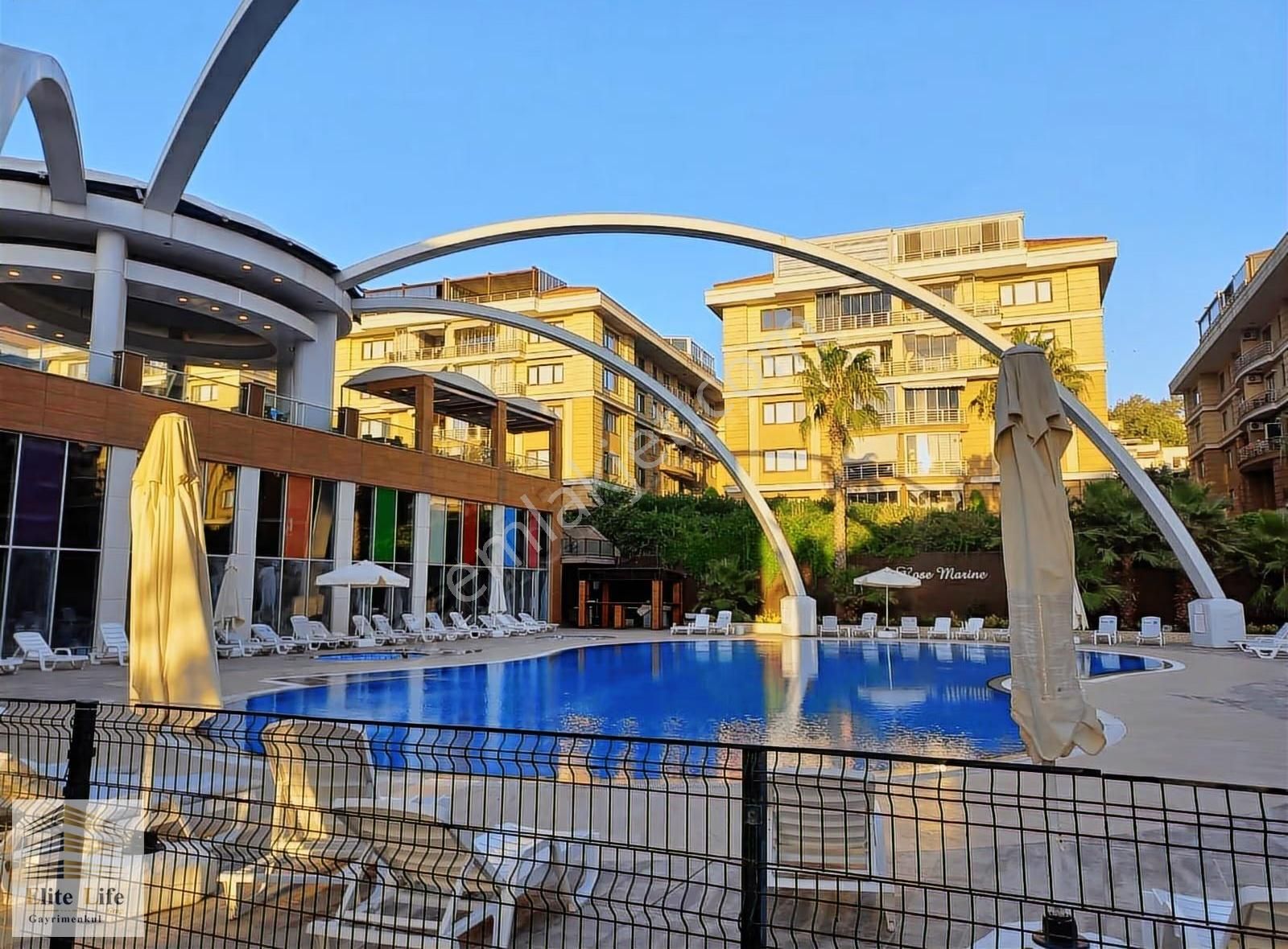Rose Marıne Sitesinde 150 M2 2+1 Teras Kat Deniz Manzaralı Daire - Görsel 9