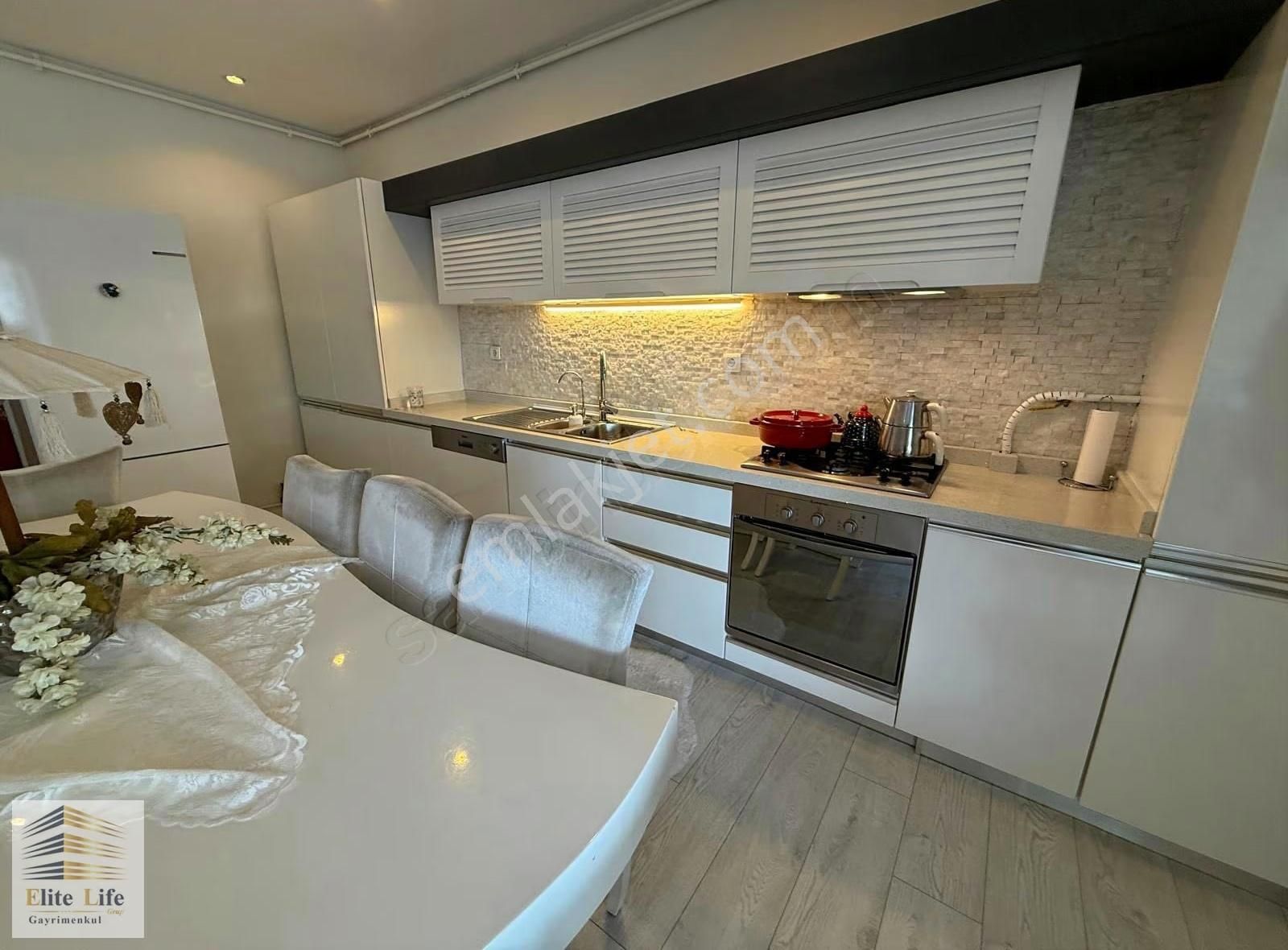 Rose Marıne Sitesinde 150 M2 2+1 Teras Kat Deniz Manzaralı Daire - Görsel 17