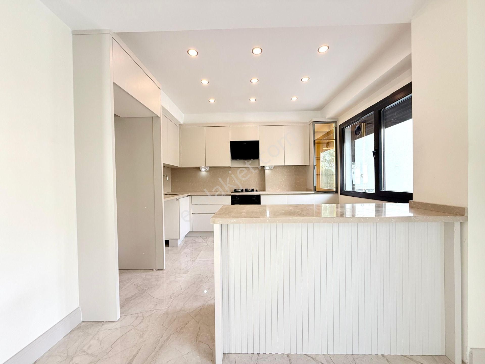 ▶▶akçay Körfez'den Konumuna Bayılacağınız Denize 20 Adım 4+1 Satılık Villa - Görsel 8