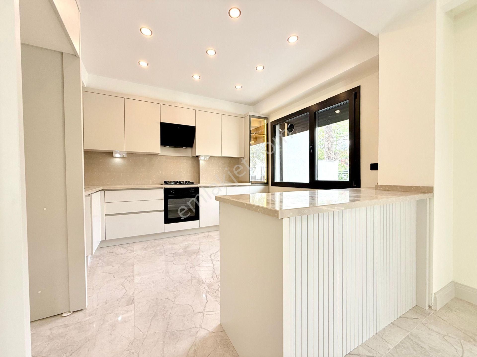 ▶▶akçay Körfez'den Konumuna Bayılacağınız Denize 20 Adım 4+1 Satılık Villa - Görsel 7