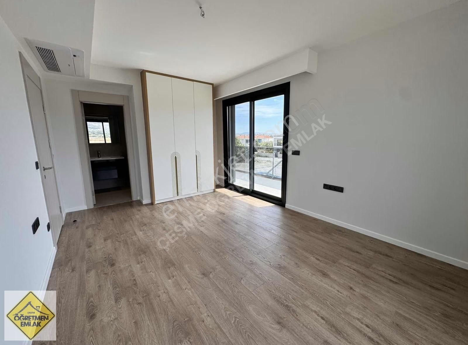 Çeşme Alaçatı Da Köşe Parsel Tam Müstakil Muhteşem Satılık Villa - Görsel 7