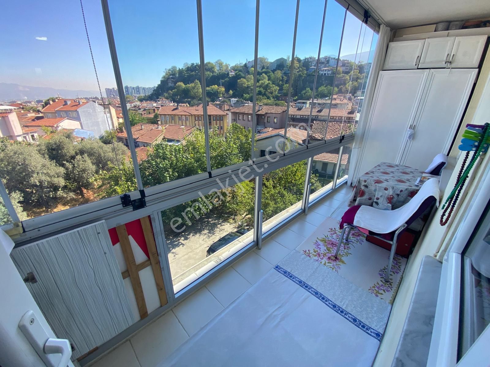 Osmangazi Muradiye'de 3+1 Ara Kat Otoparklı Manzaralı Daire - Görsel 9