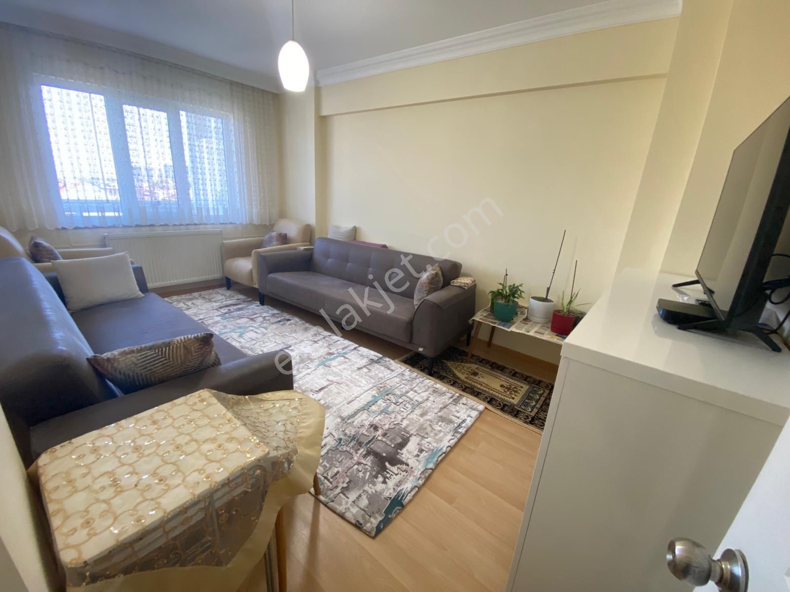 Osmangazi Muradiye'de 3+1 Ara Kat Otoparklı Manzaralı Daire - Görsel 13