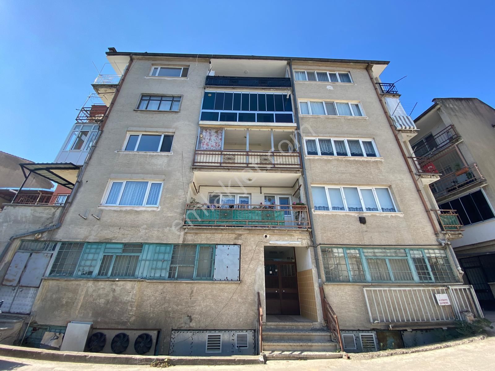 Osmangazi Muradiye'de 3+1 Ara Kat Otoparklı Manzaralı Daire - Görsel 22