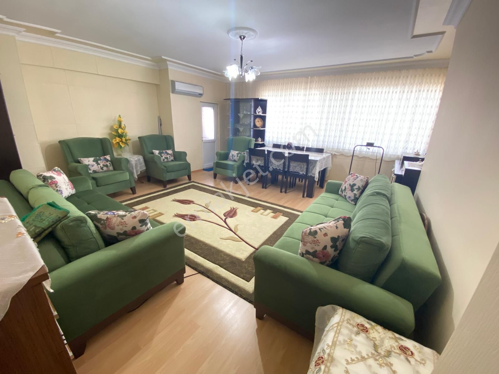 Osmangazi Muradiye'de 3+1 Ara Kat Otoparklı Manzaralı Daire - Görsel 2