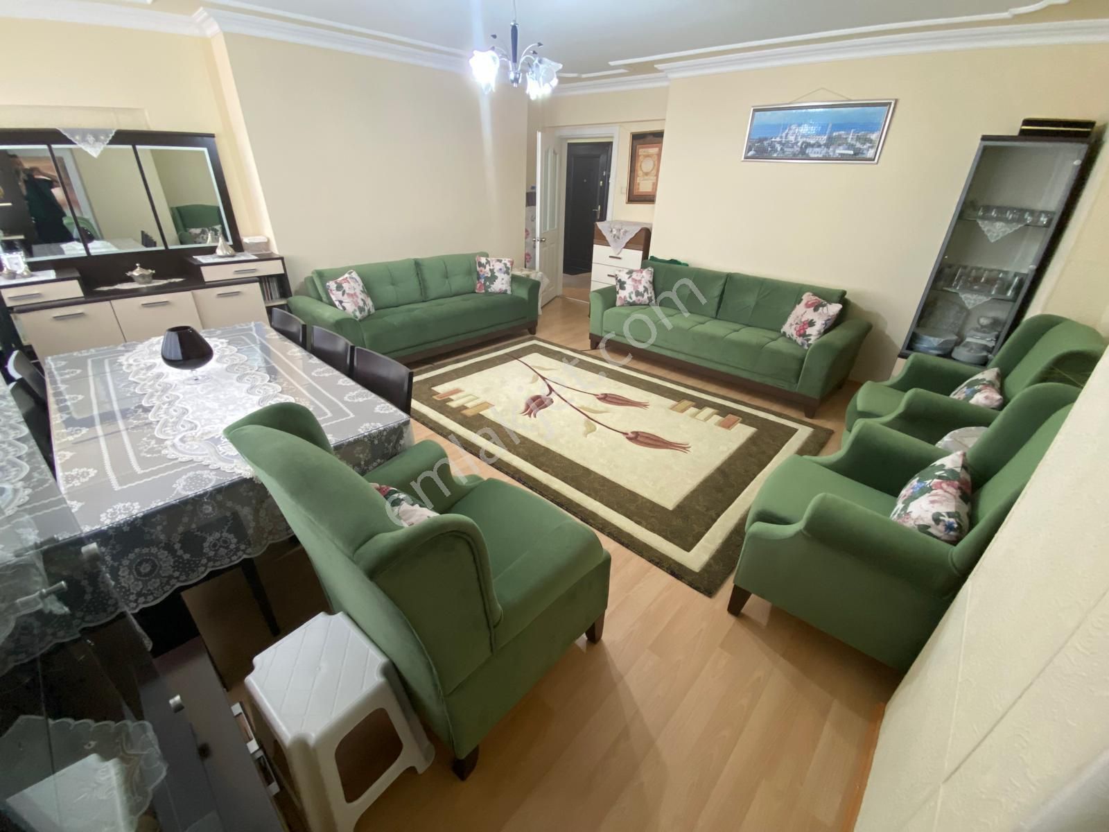 Osmangazi Muradiye'de 3+1 Ara Kat Otoparklı Manzaralı Daire - Görsel 3