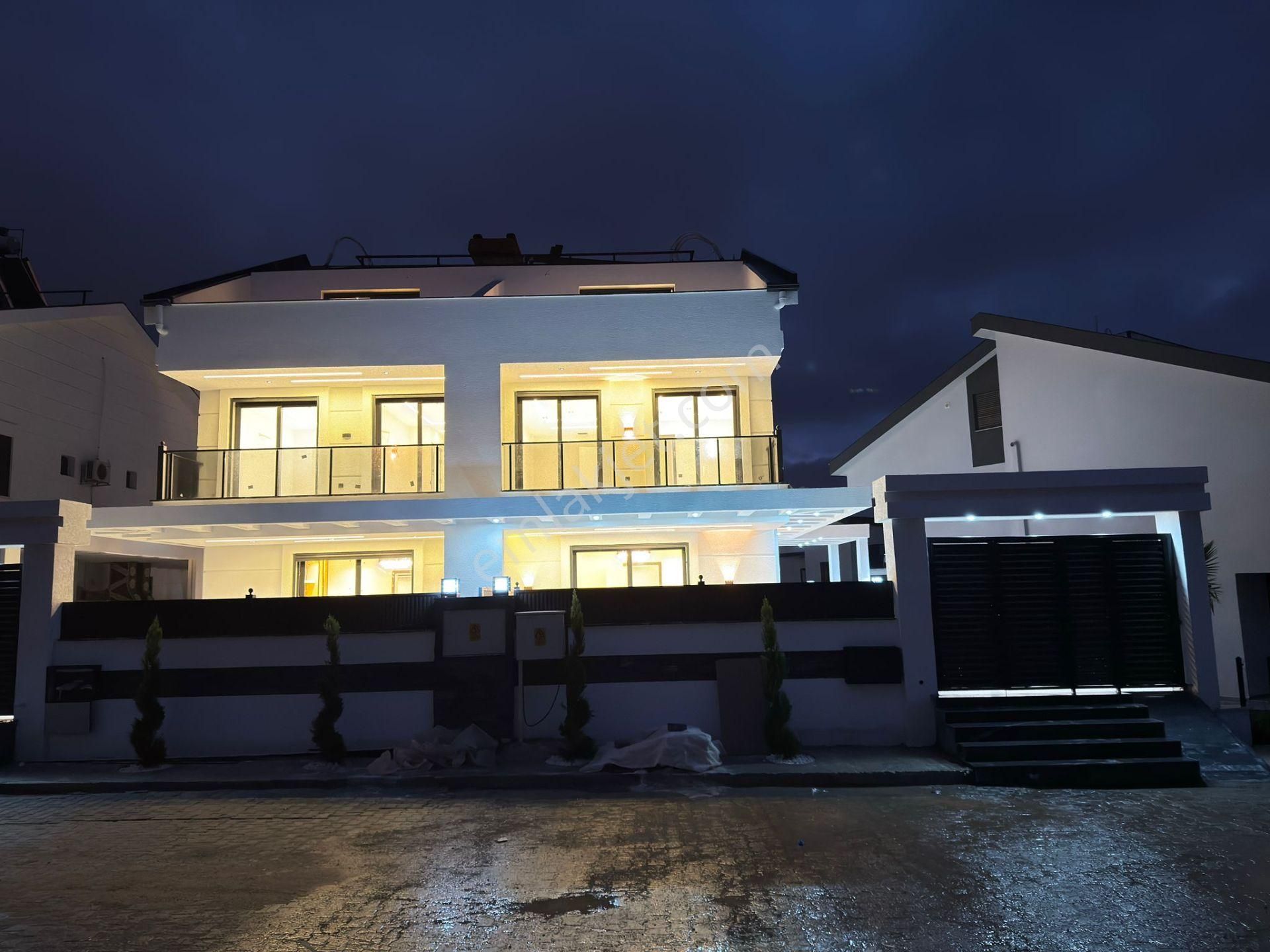 Didim Hisar Mah. 4+1 Ayrı Mutfaklı 2 Adet Teraslı Ve Havuzlu Akıllı Sistemli Villamız Satışdadır - Görsel 10