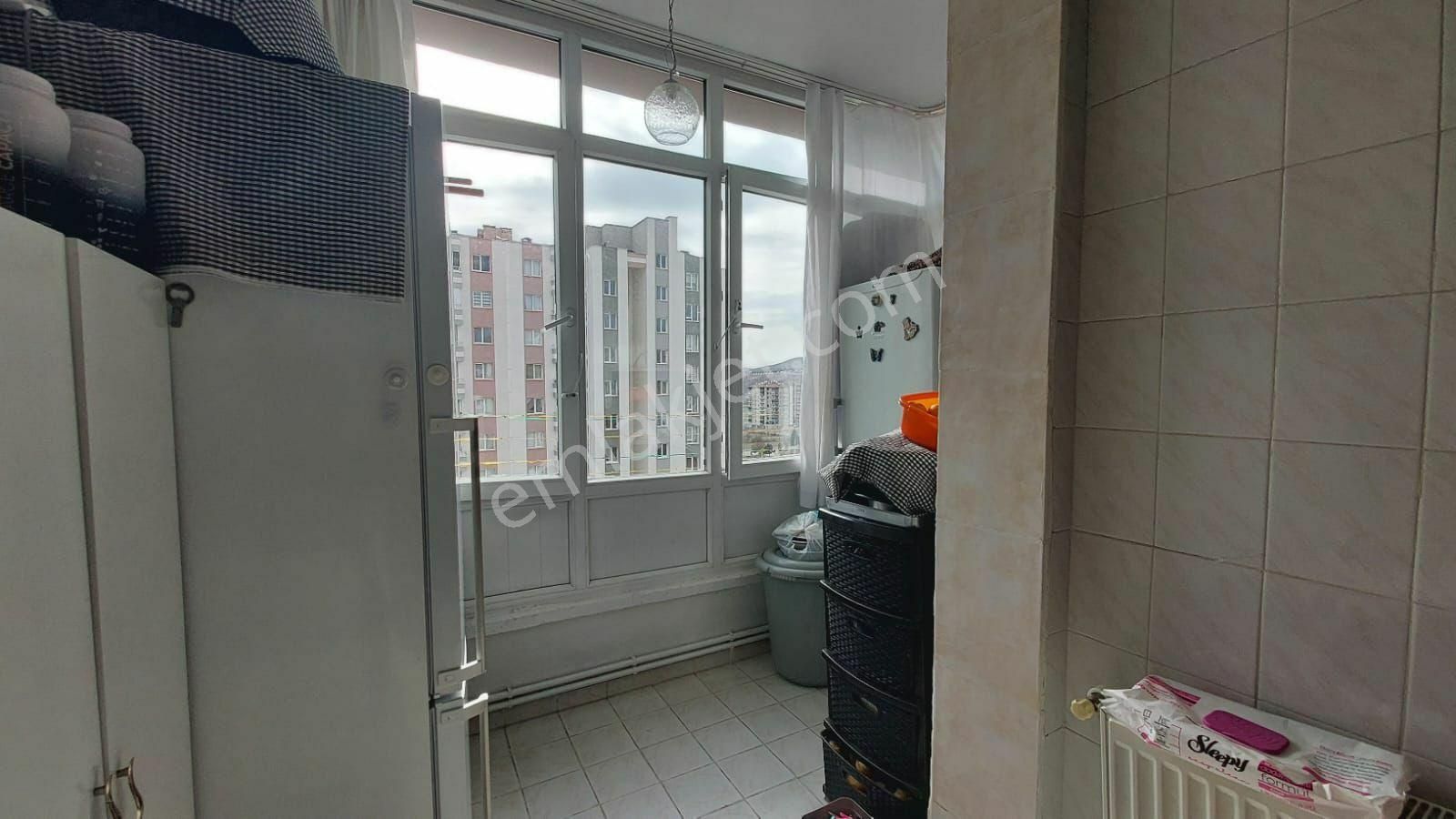 Fatma Ulken Gayrimenkul Den Erkilet Ertuğrul Gazi Mahallesinde 3+1 Satilik Daire - Görsel 7