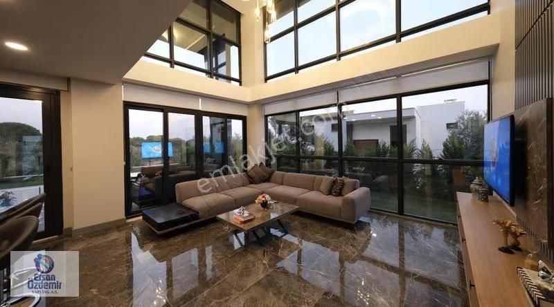 Ersan Özdemir İnşaattan Güre'de Ultra Lüx Satılık Loft Villa