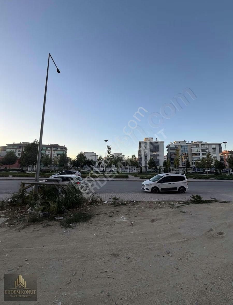 Hamzaoğlu Mah. 27 M2 Yatırıma Birebir Satılık Dükkan - Görsel 4