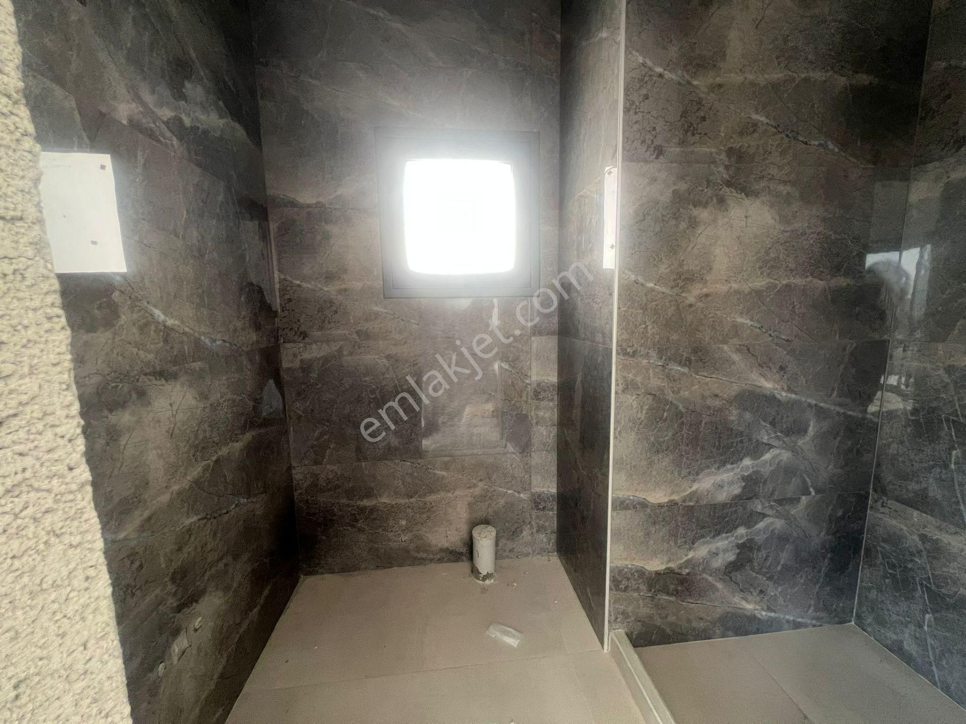 Lefkoşa Gönyeli'de Türk Koçanlı Satılık 3+1 Modern Villa !! - Görsel 12