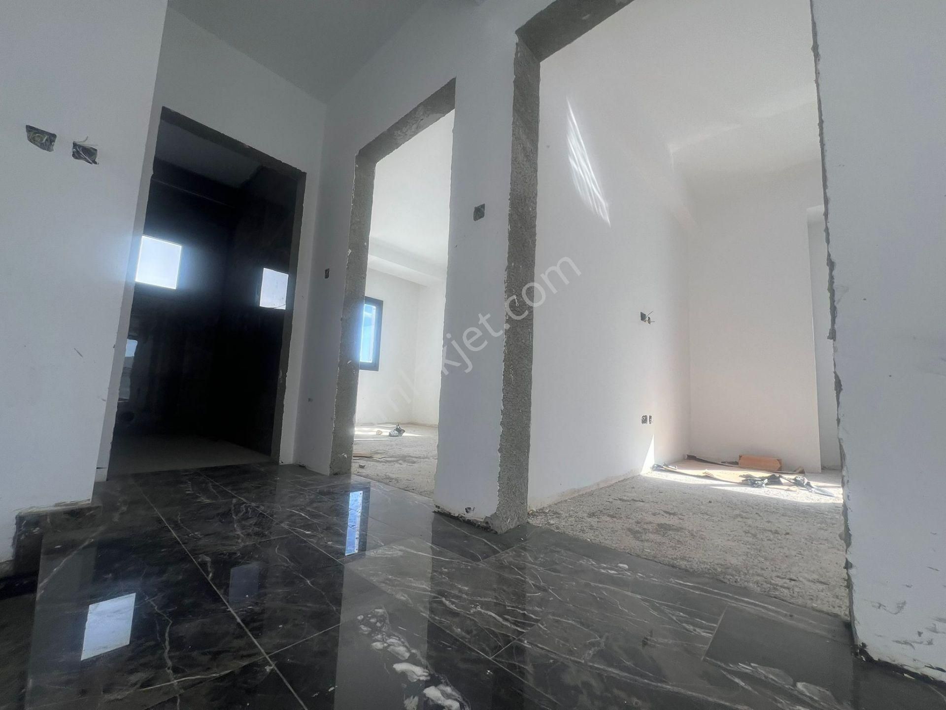 Lefkoşa Gönyeli'de Türk Koçanlı Satılık 3+1 Modern Villa !! - Görsel 10