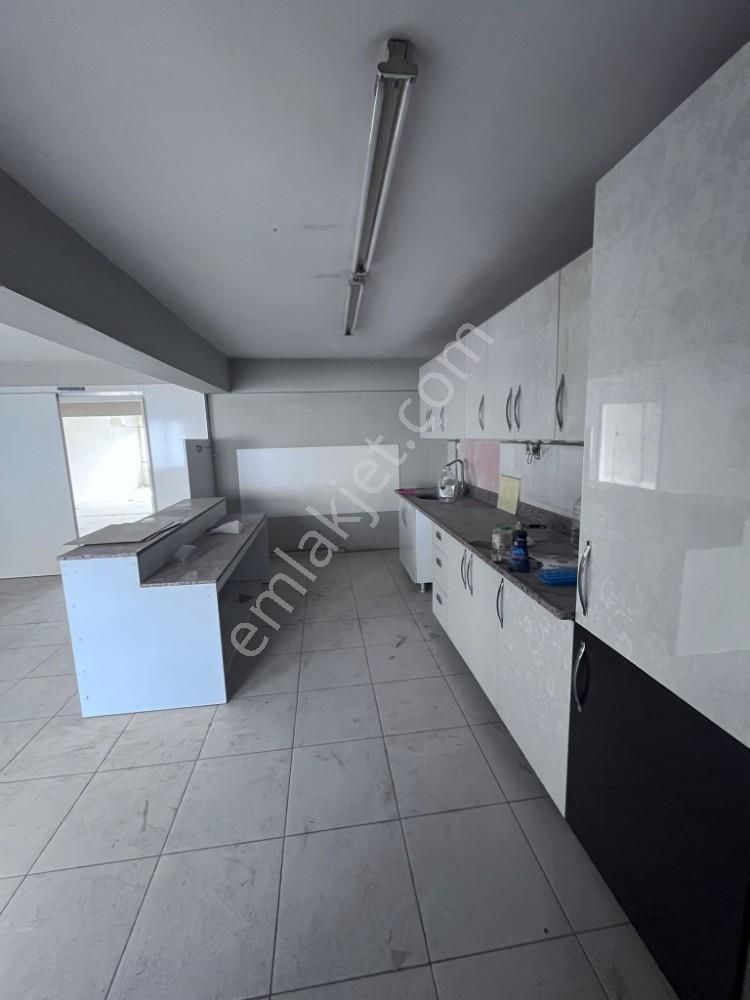 Aşıkveysel Mah. 700 M2 Komple 4 Katlı Kiralık İşyeri... - Görsel 23