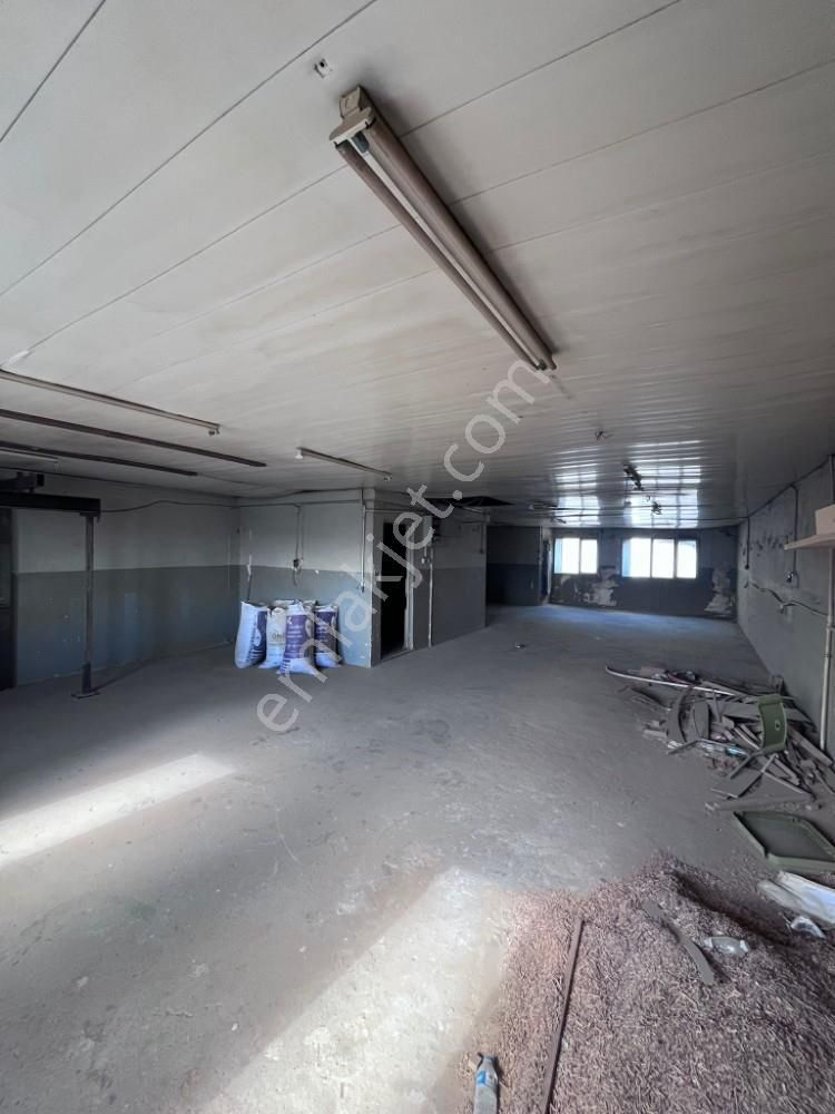 Aşıkveysel Mah. 700 M2 Komple 4 Katlı Kiralık İşyeri... - Görsel 20