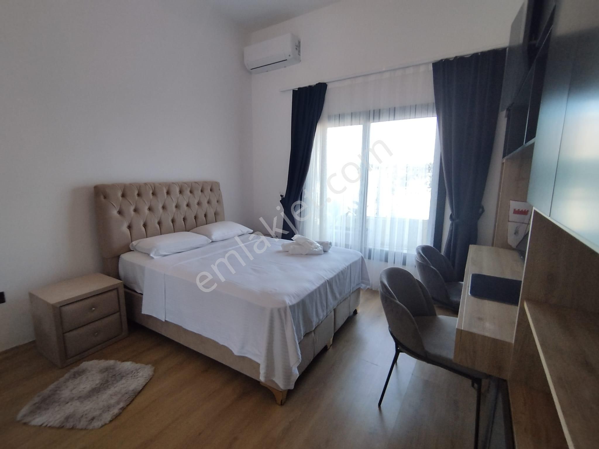 Girne Çatalköy'de Deniz Manzaralı, Özel Havuzlu Ve Full Eşyalı Satılık 3+1 Villa !! - Görsel 14