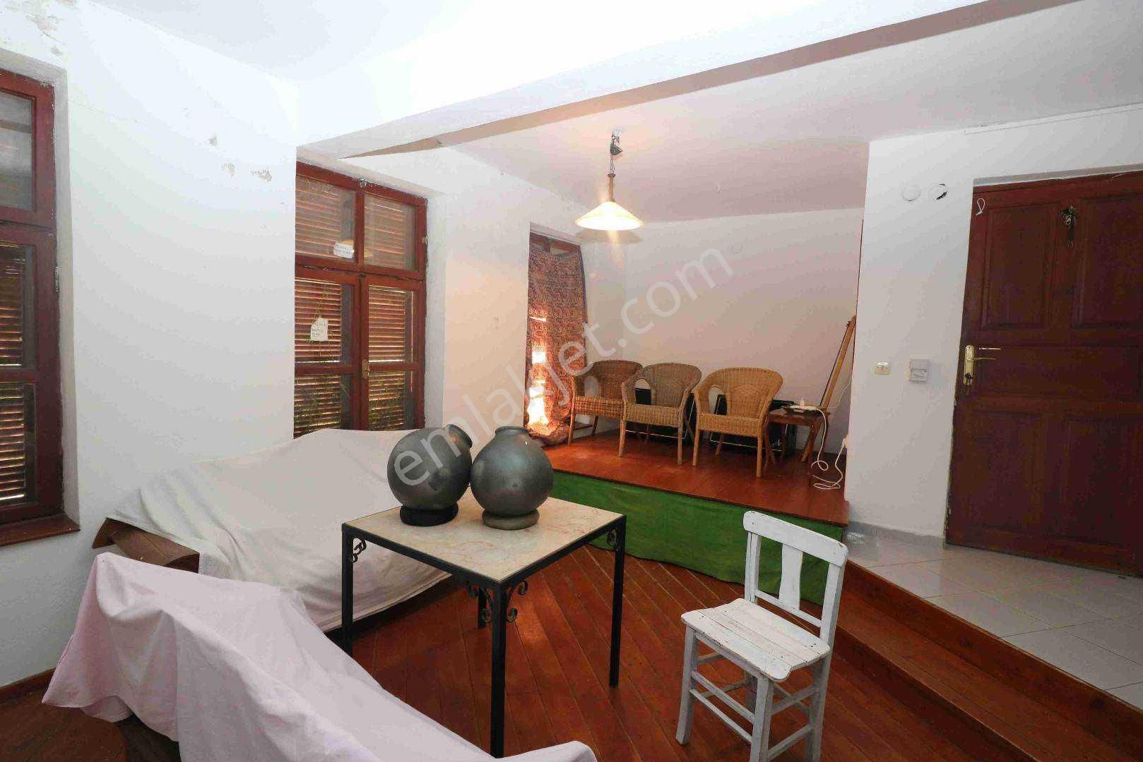 ''domatıa'' Eskıdoğanbey De Genış Arsalı Müstakıl Ev - Görsel 11