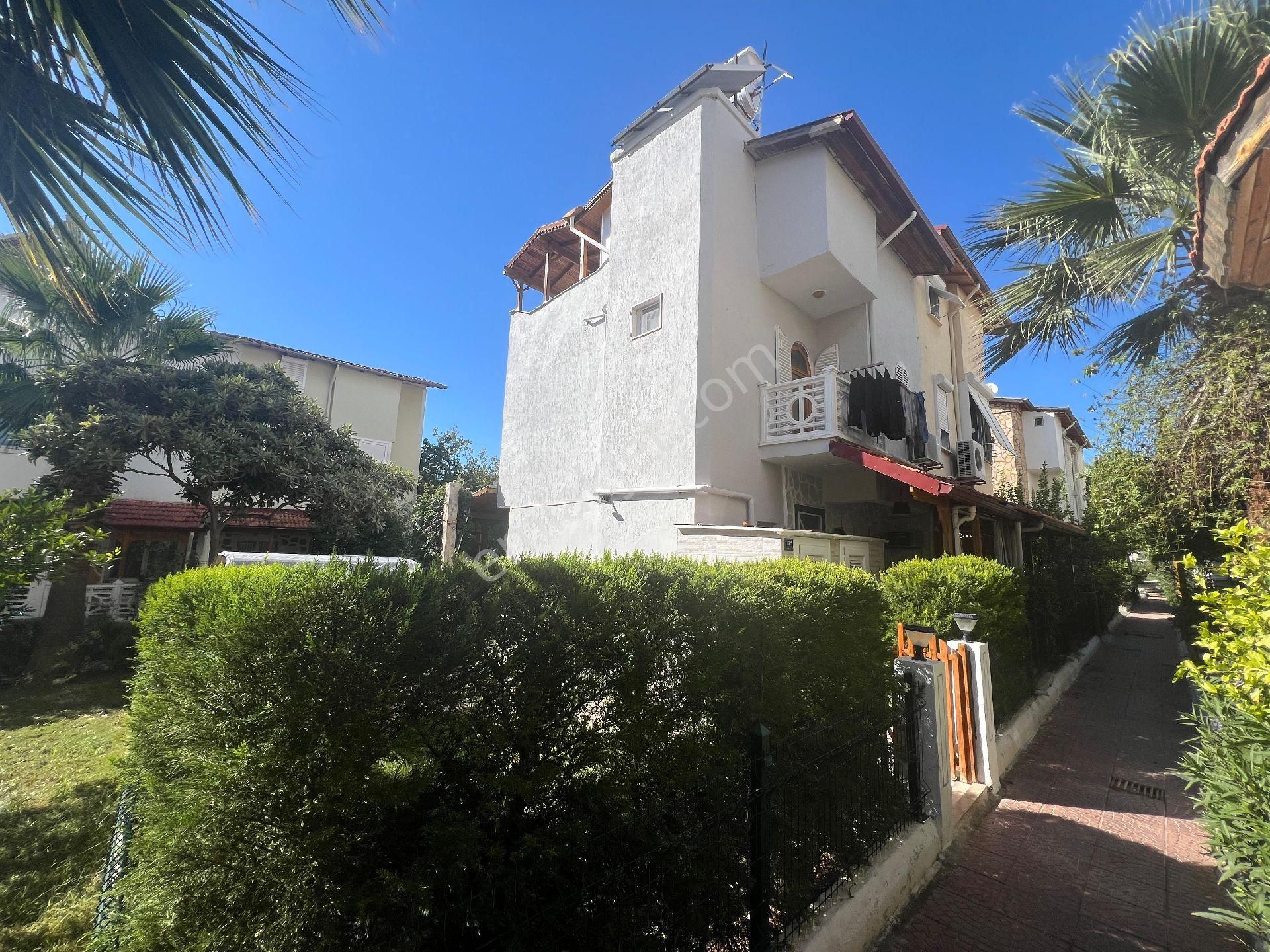 Didim Akbükte Denize Yakın 3+1yazlık