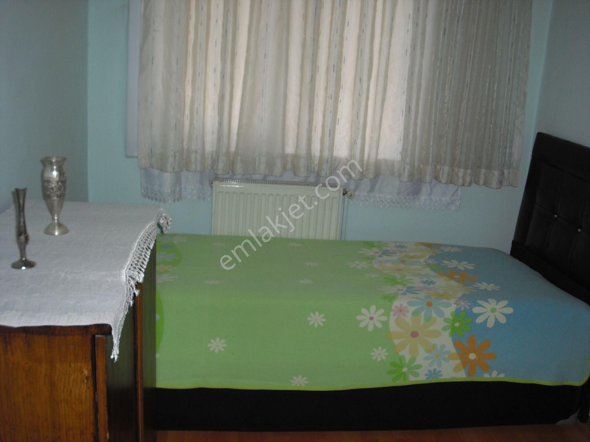 Möbleli Dikmen Ç.emeç Bulvarına Çok Yakın Hürriyet Caddesinde 3+1 Kombili - Görsel 15