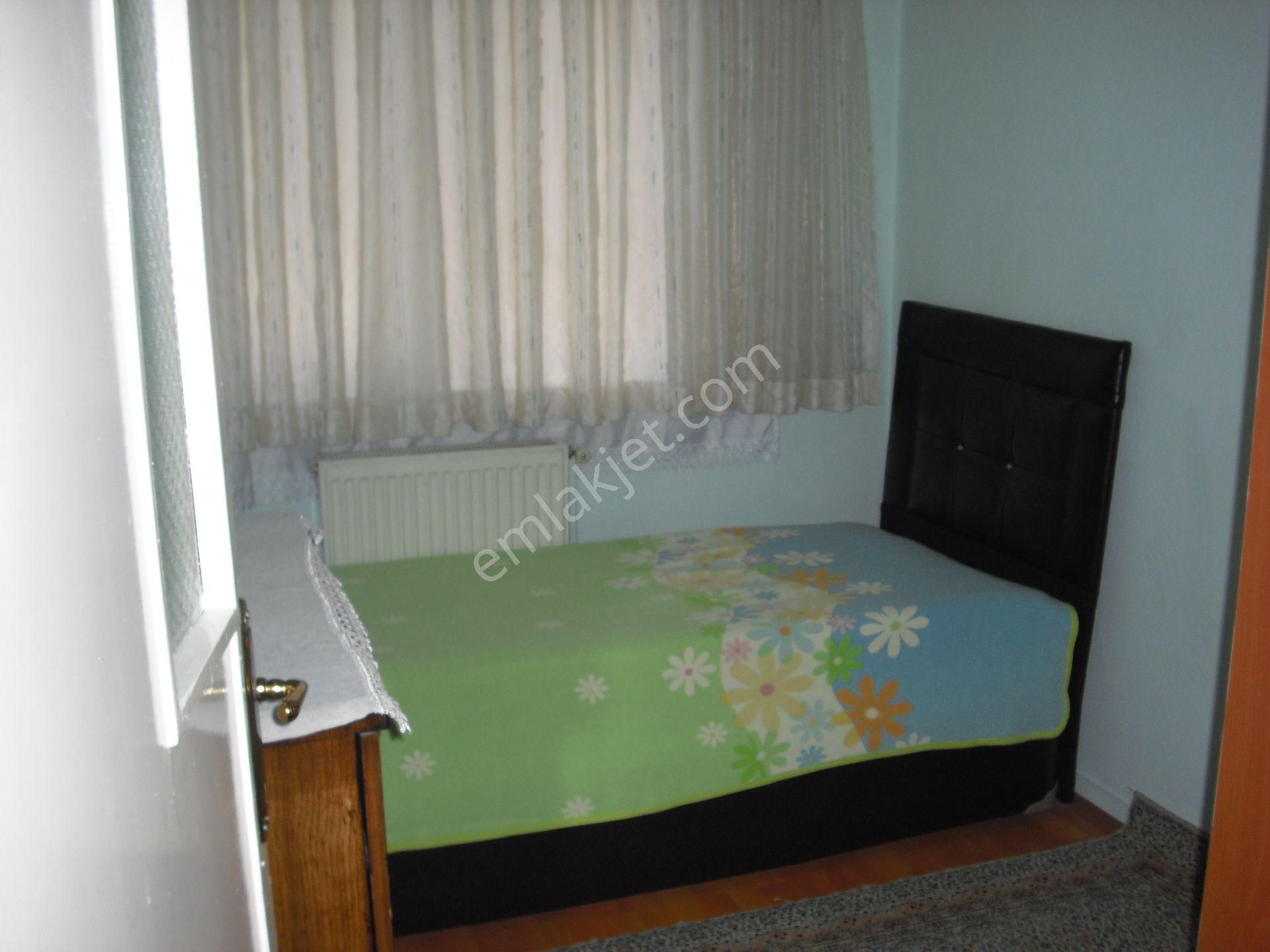 Möbleli Dikmen Ç.emeç Bulvarına Çok Yakın Hürriyet Caddesinde 3+1 Kombili - Görsel 14