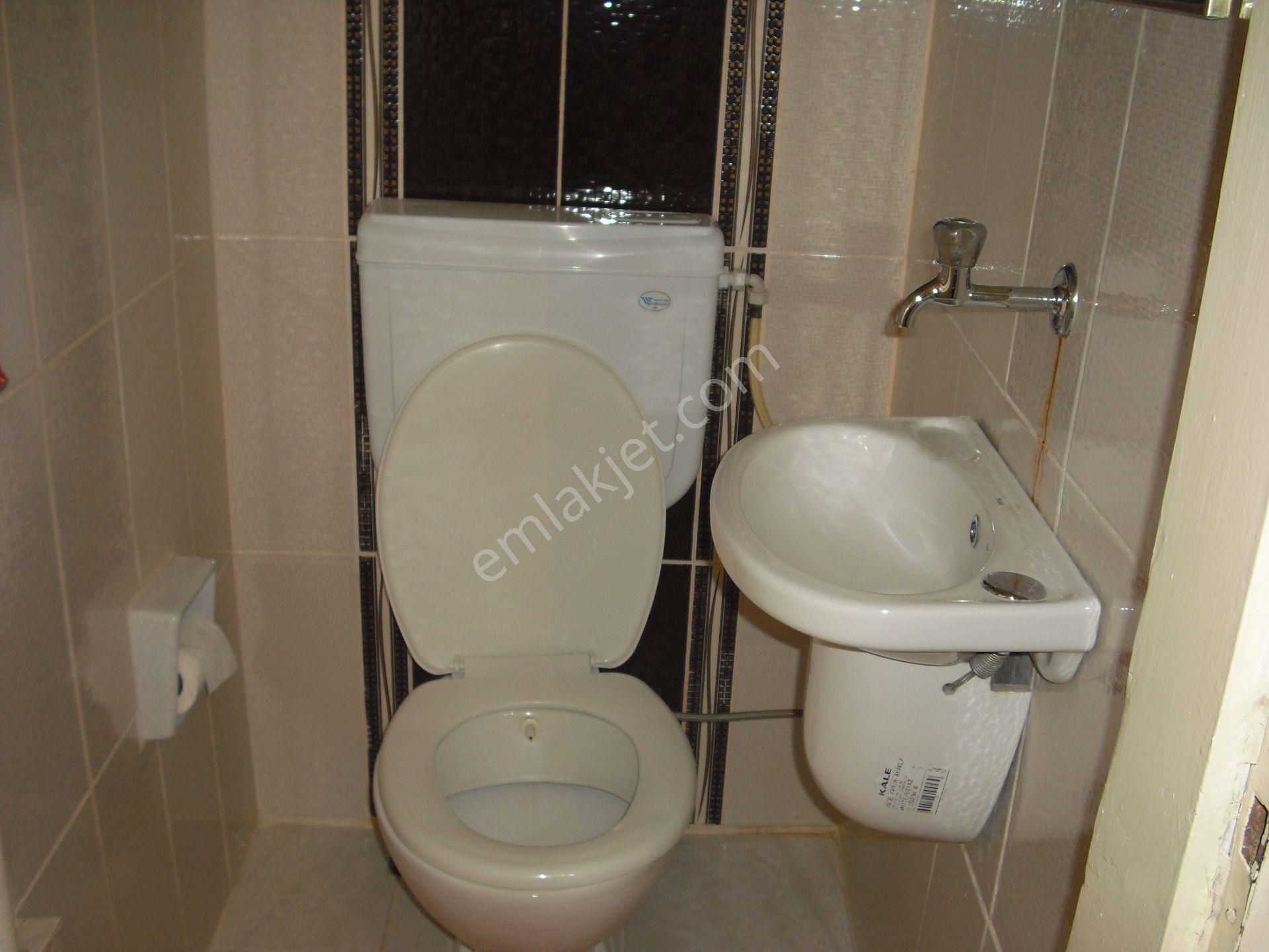 Möbleli Dikmen Ç.emeç Bulvarına Çok Yakın Hürriyet Caddesinde 3+1 Kombili - Görsel 10