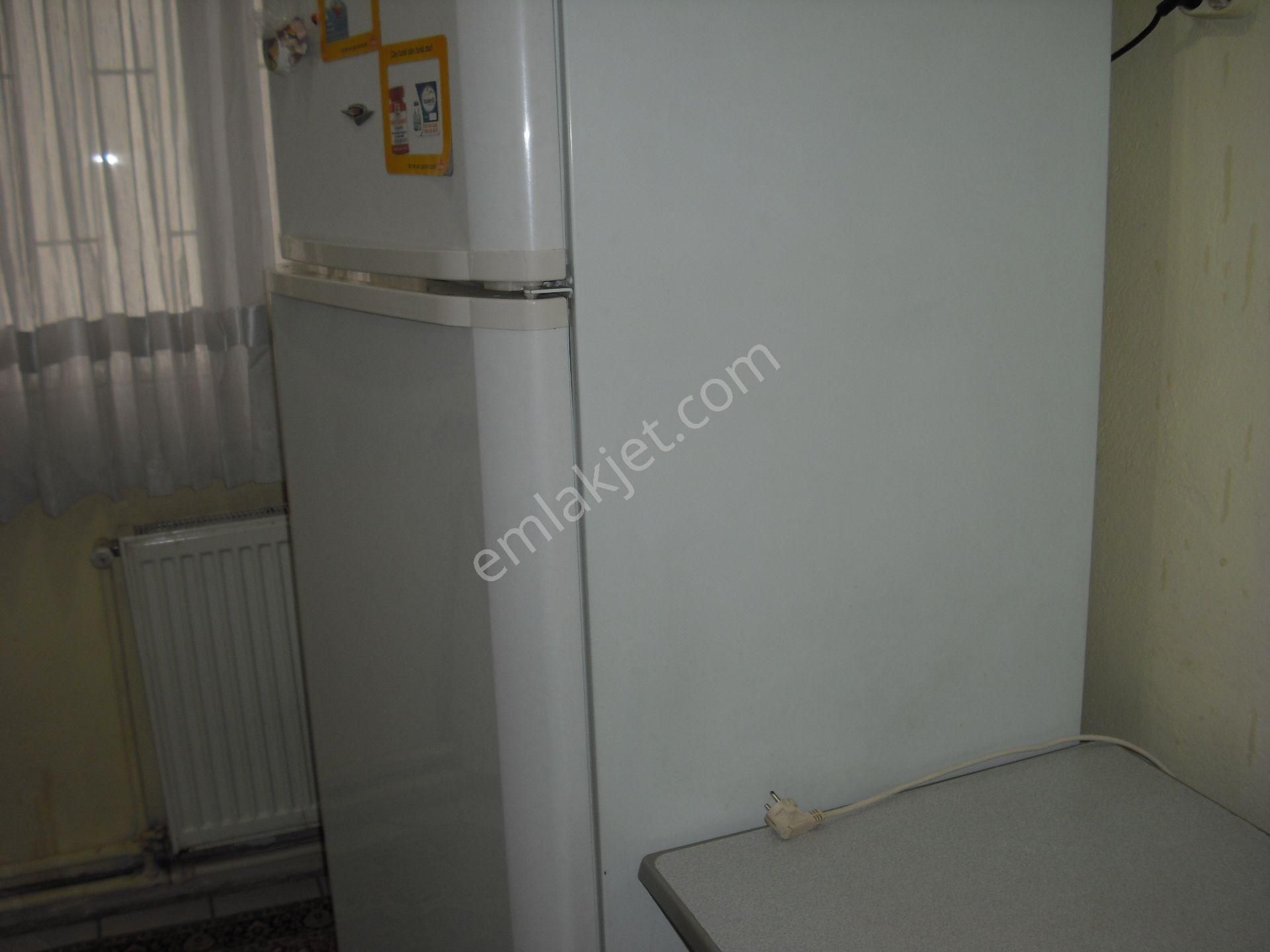 Möbleli Dikmen Ç.emeç Bulvarına Çok Yakın Hürriyet Caddesinde 3+1 Kombili - Görsel 2