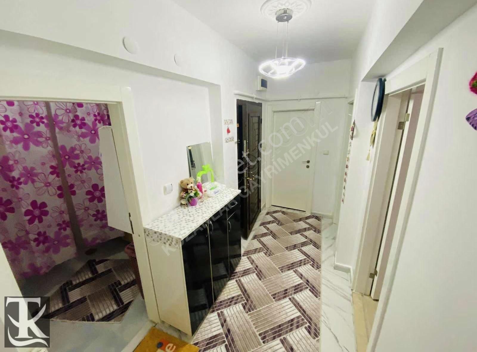 Kozanlar Gayrimenkul'den 2+1 Satılık Daire... - Görsel 3