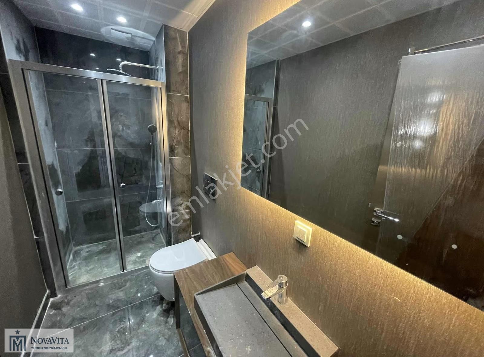 Mendereste Satılık Tripleks 3+1 Müstakil Bahçeli Havuzlu Villa - Görsel 24