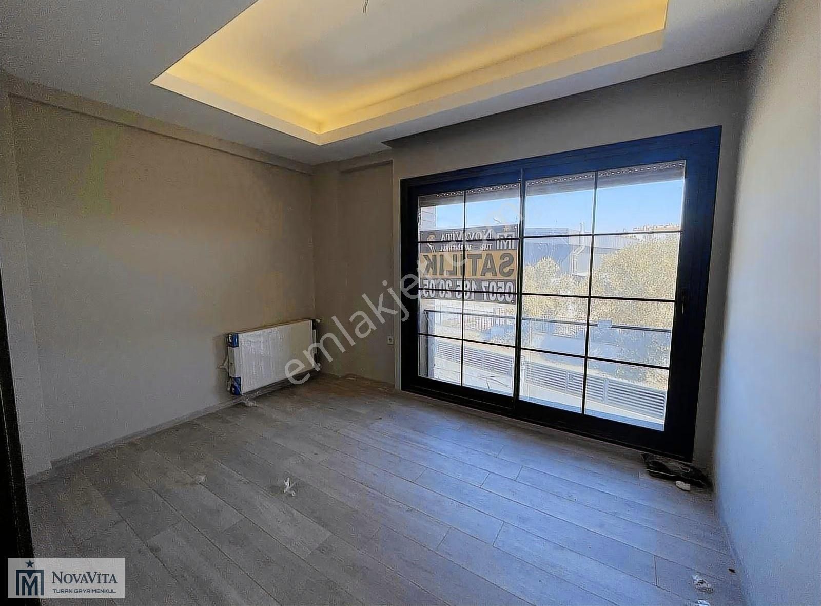Mendereste Satılık Tripleks 3+1 Müstakil Bahçeli Havuzlu Villa - Görsel 14