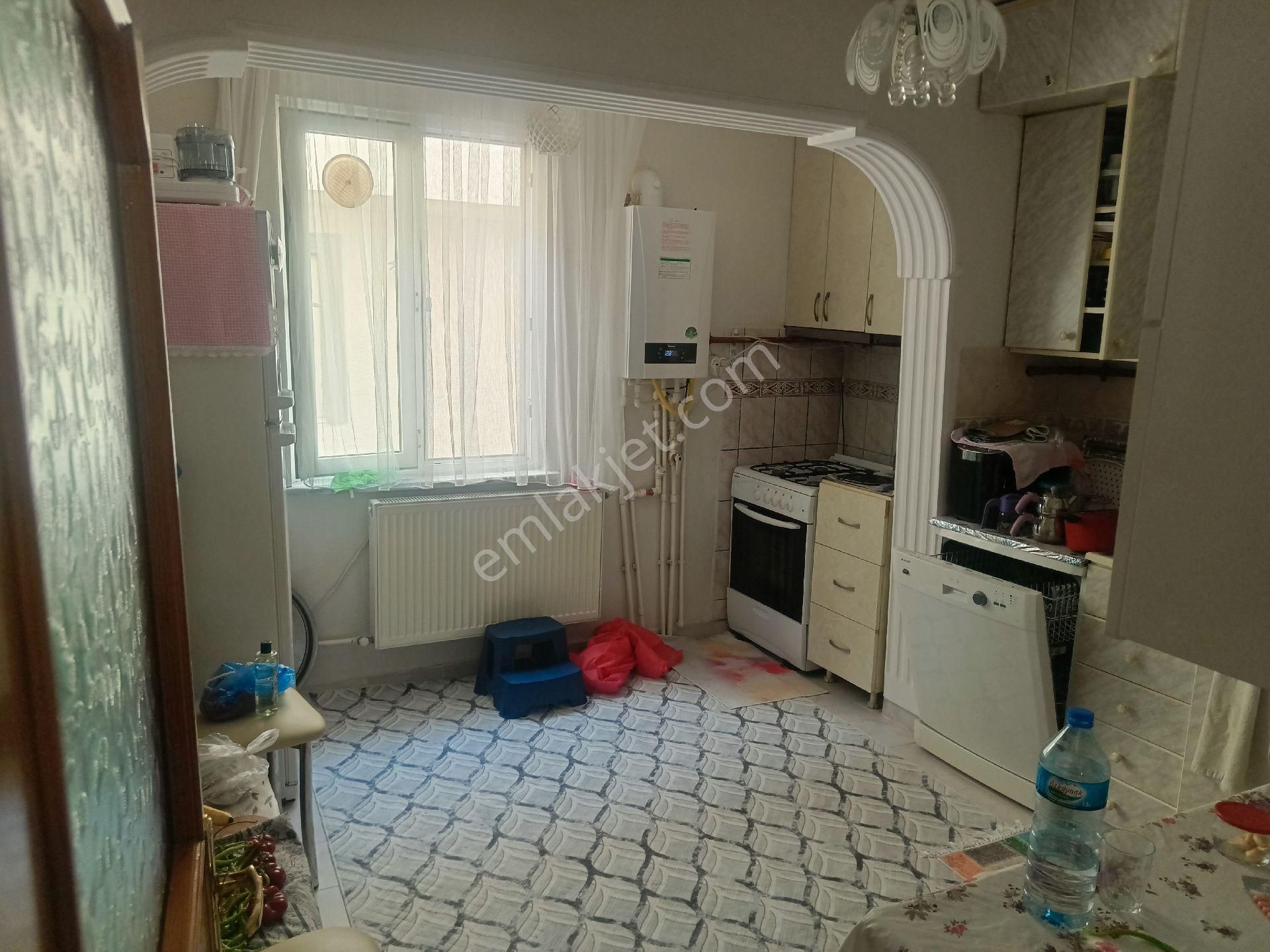 Hacivatta Metroya Yakın Satılık Bina - Görsel 23